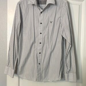 American Eagle Button Down
